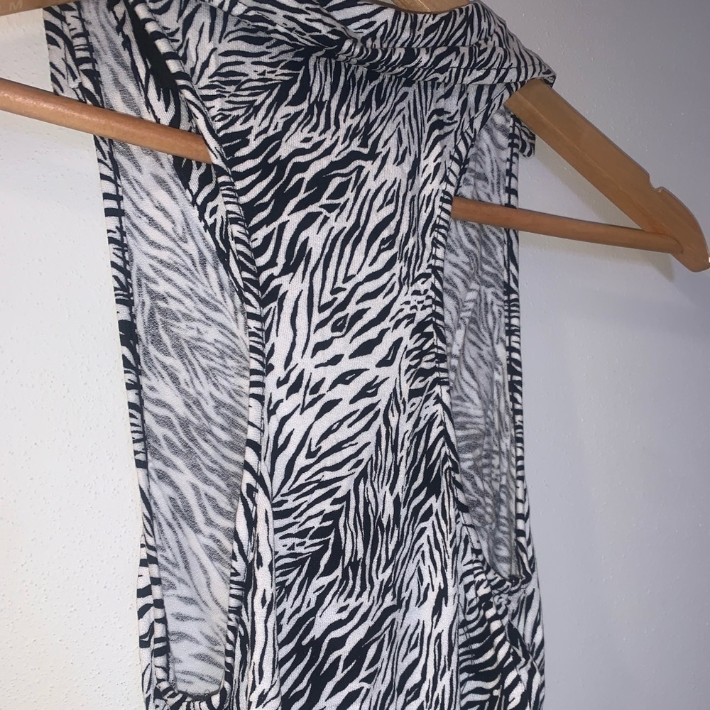 NWT FREE PEOPLE Coco white and black tank - Picture 9 of 10